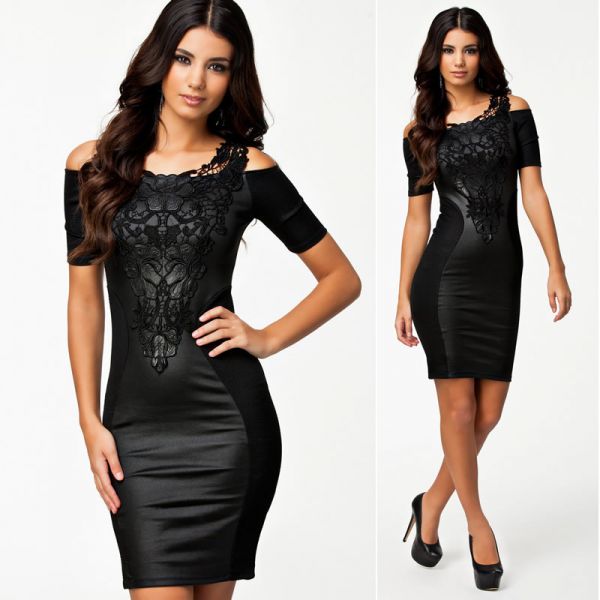 Vestido com Couro Sintético e Renda